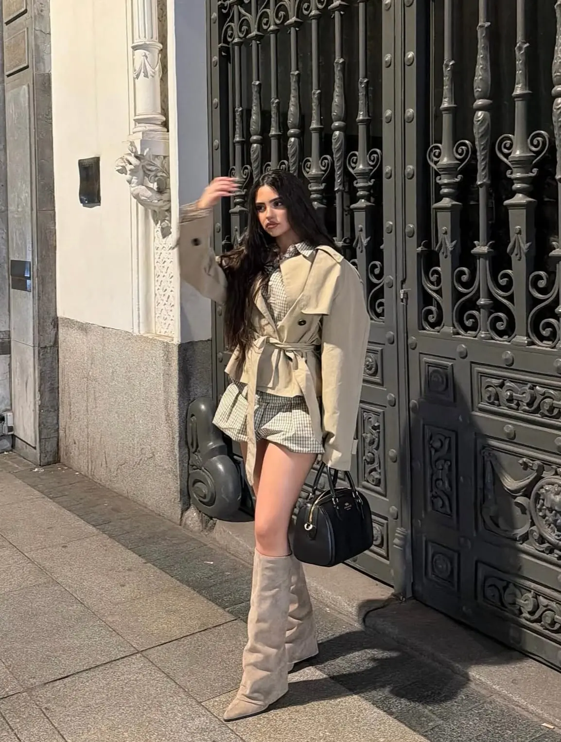What to Wear to Dinner — look 11 for women (DRAPE inspiration)